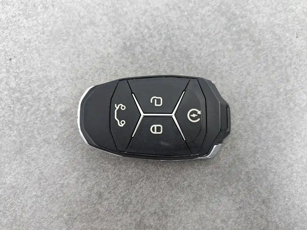 Lynk & Co 01 — миниатюра 19