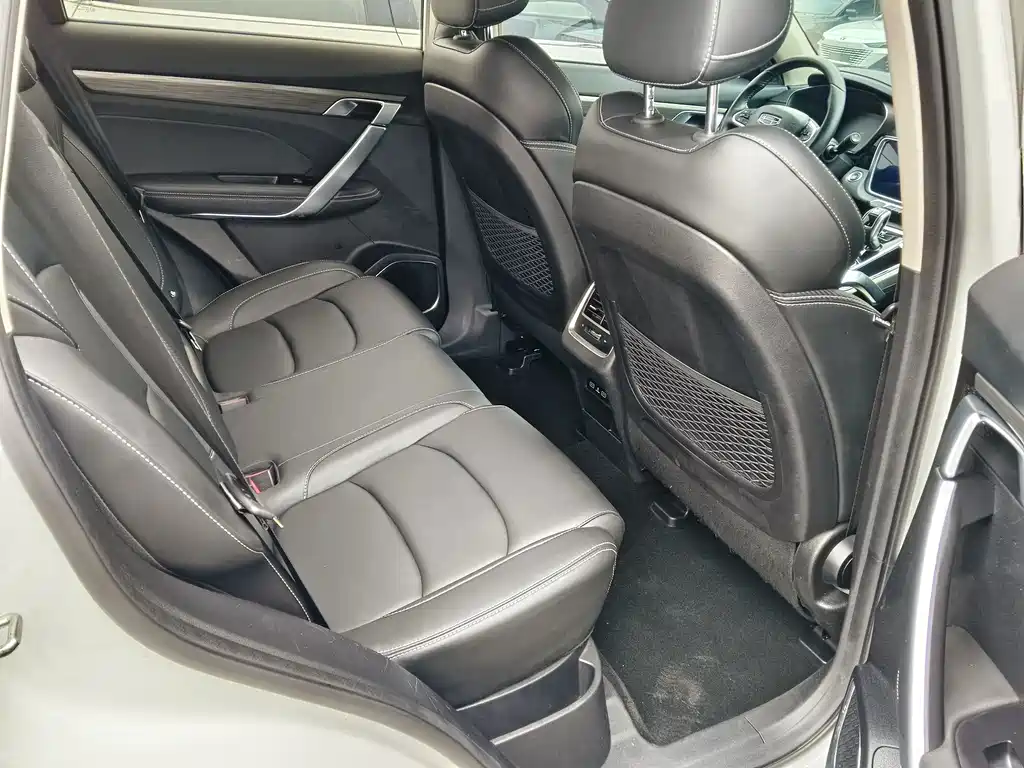Geely Boyue — миниатюра 10