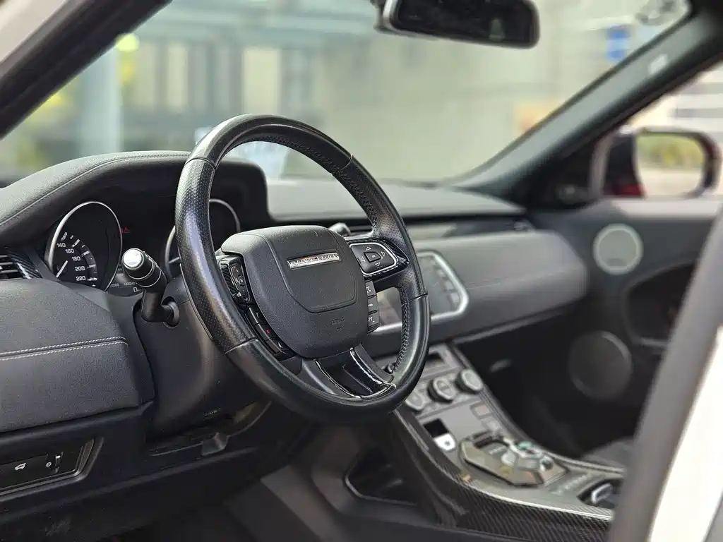 Land Rover Evoque (Import) — миниатюра 17