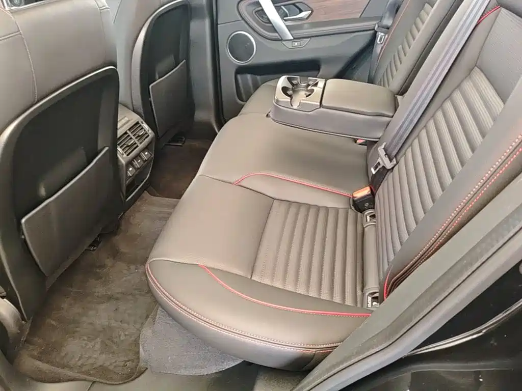 Land Rover Discovery Sport — миниатюра 17