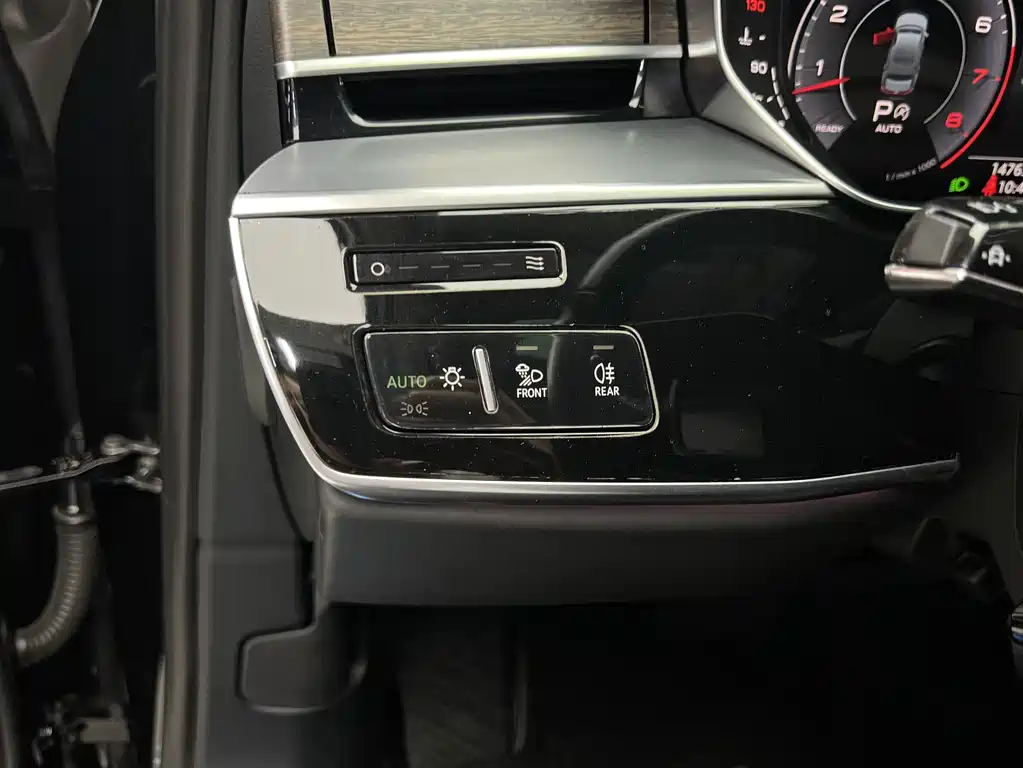 Audi A8 — миниатюра 11