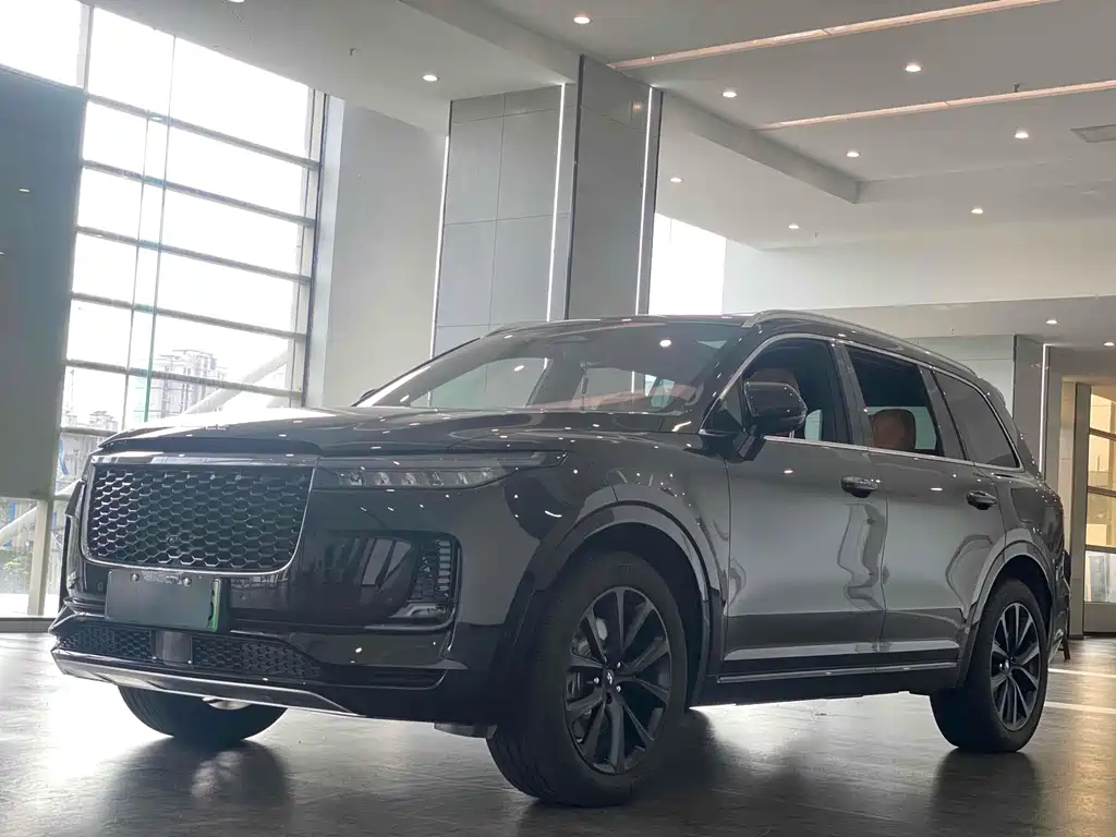 Li Auto ONE 2020 6 мест