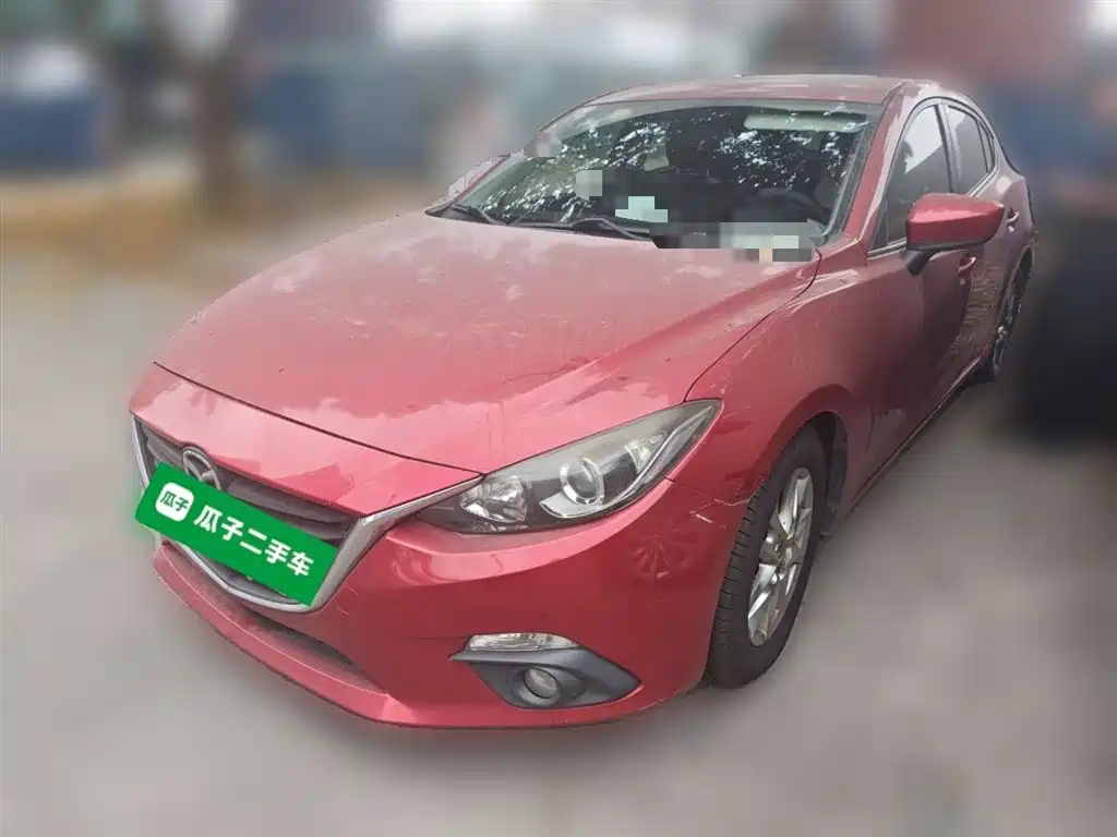 Mazda 3 Axela 2015