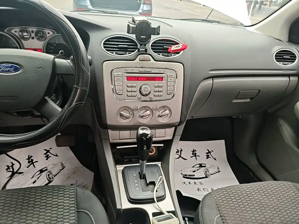 Ford Focus — миниатюра 13