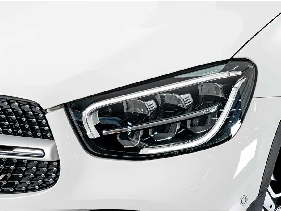 Mercedes-Benz GLC — миниатюра 4