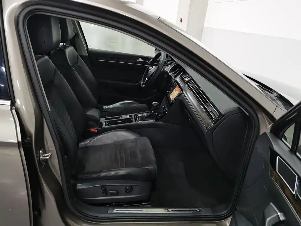 Volkswagen Magotan — миниатюра 23