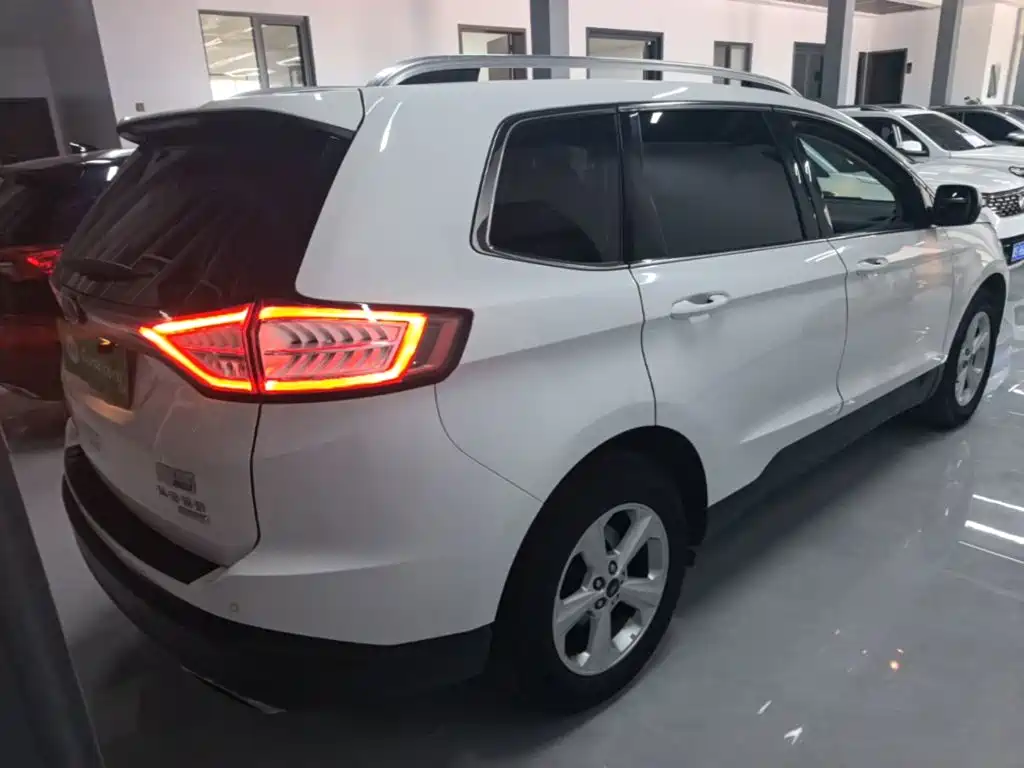 Ford Edge 2016 EcoBoost 245 5 мест