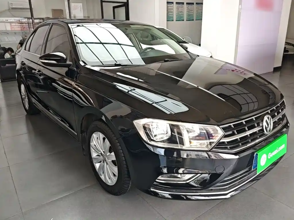 Volkswagen Bora — миниатюра 4