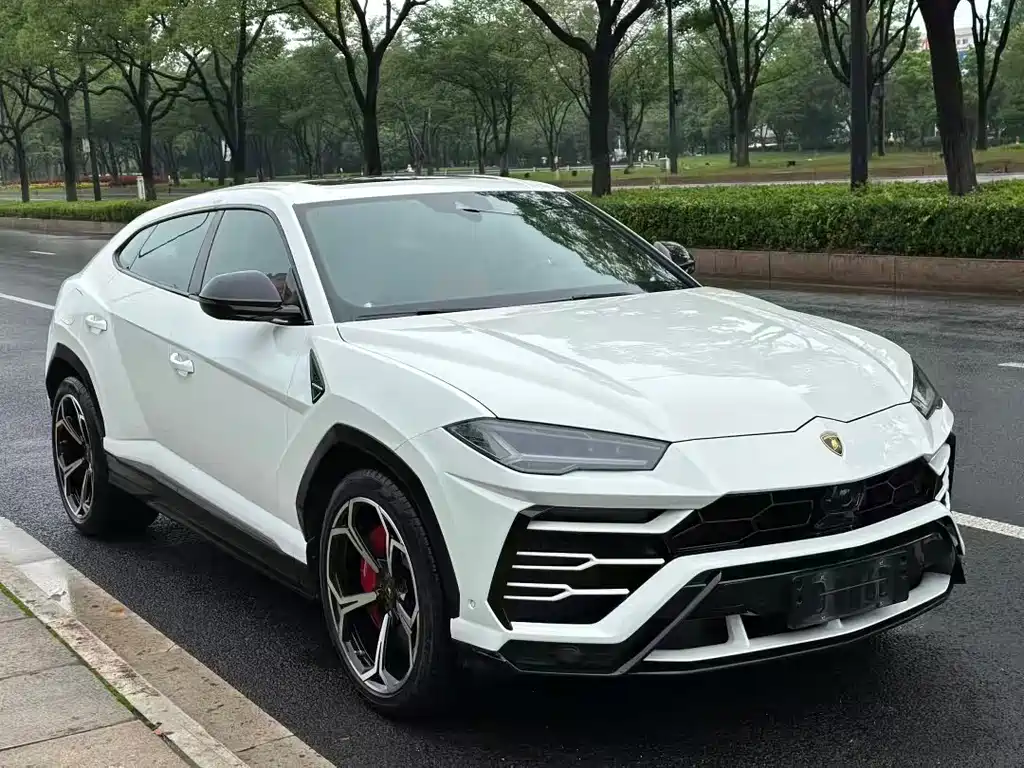 Lamborghini Urus 2019