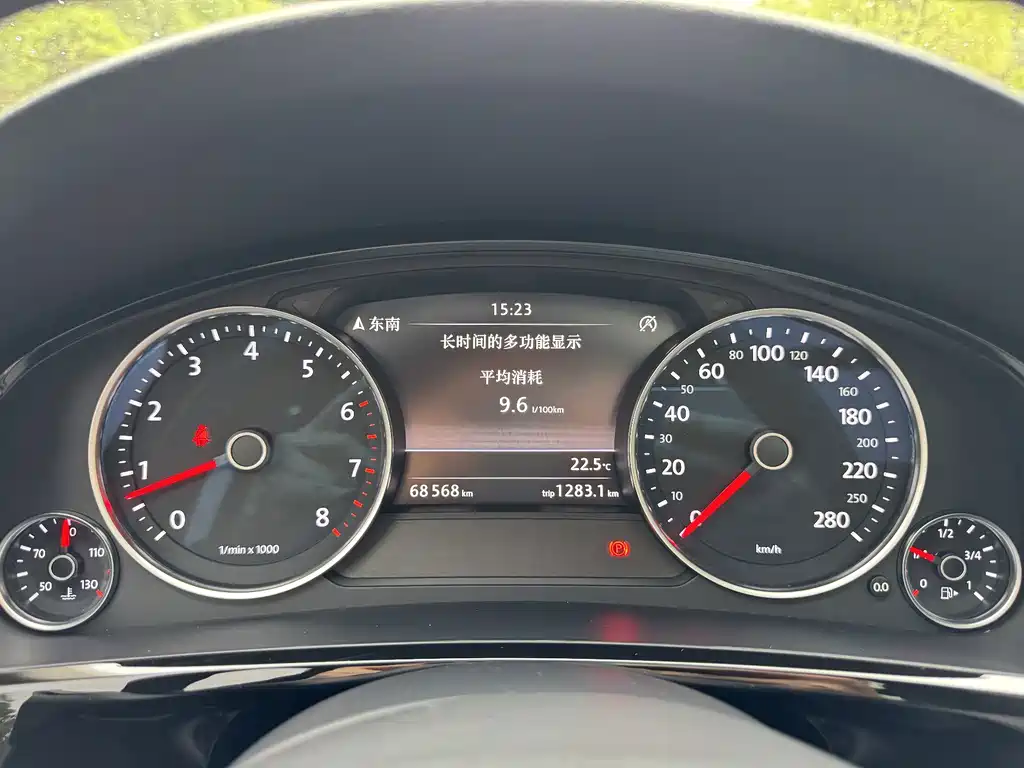 Volkswagen Touareg — миниатюра 16