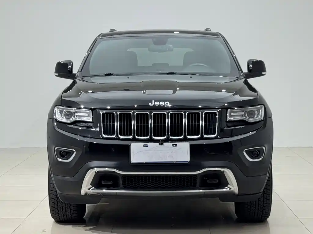 Jeep Grand Cherokee (Import) — миниатюра 2
