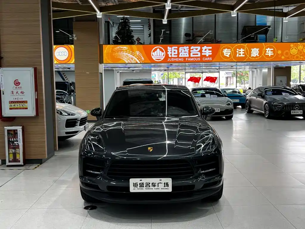 Porsche Macan — миниатюра 2