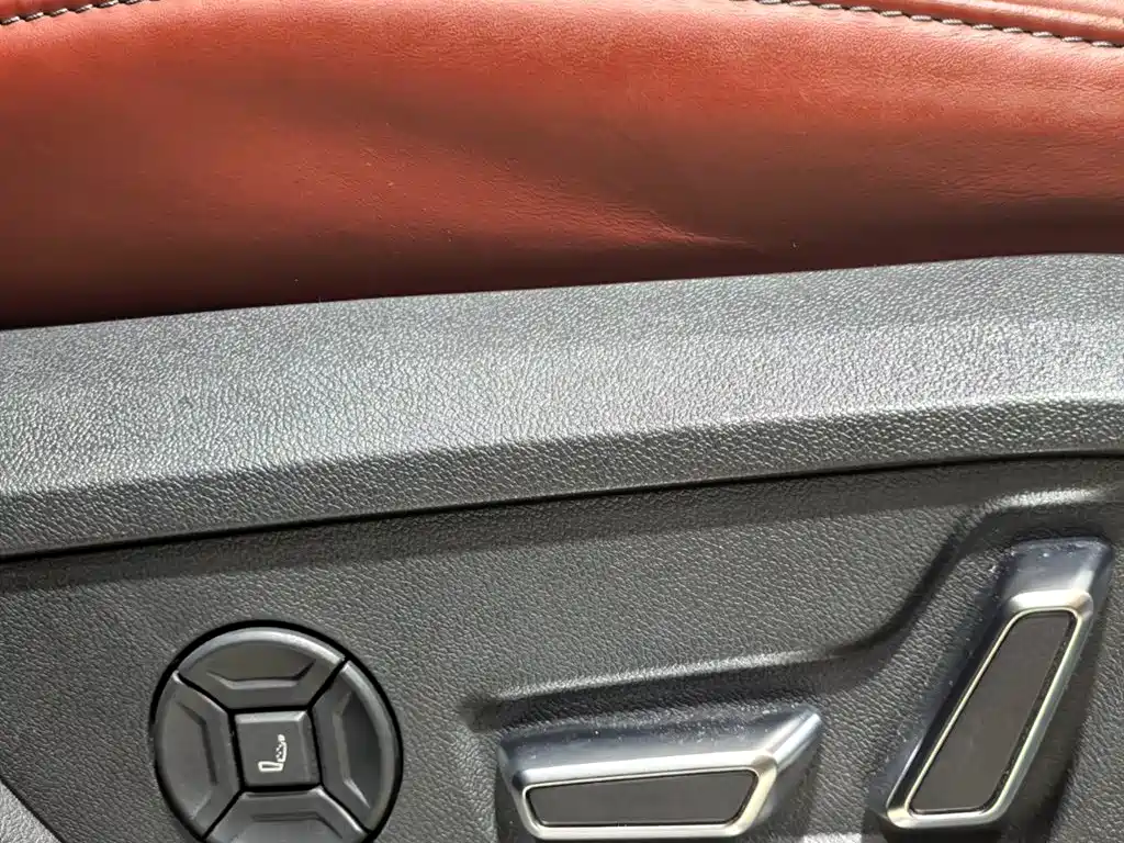 Audi Q6 — миниатюра 12