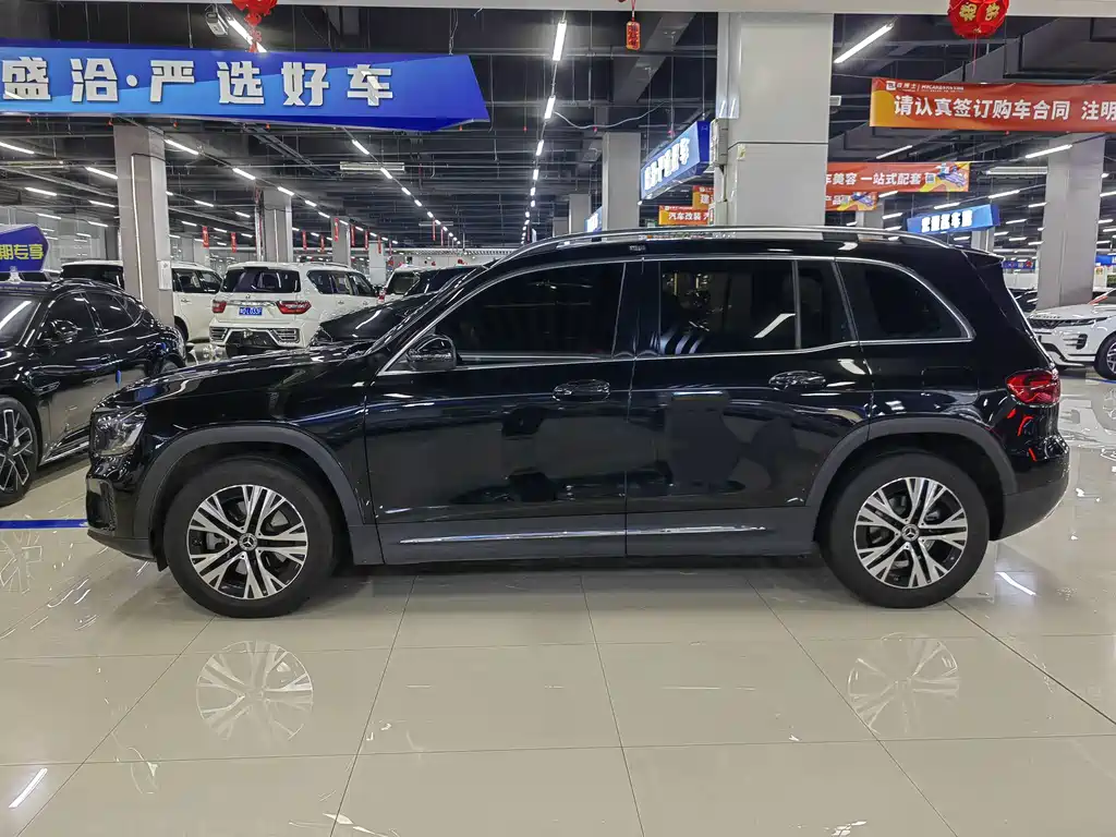 Mercedes-Benz GLB — миниатюра 4