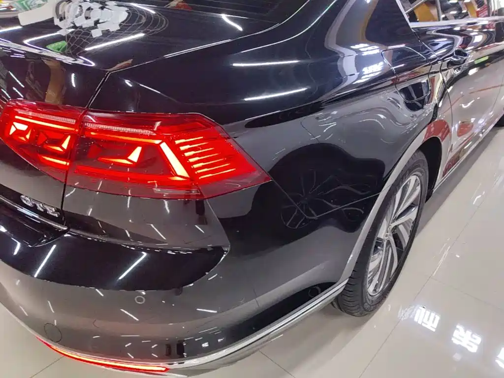 Volkswagen 迈腾 PHEV — миниатюра 8