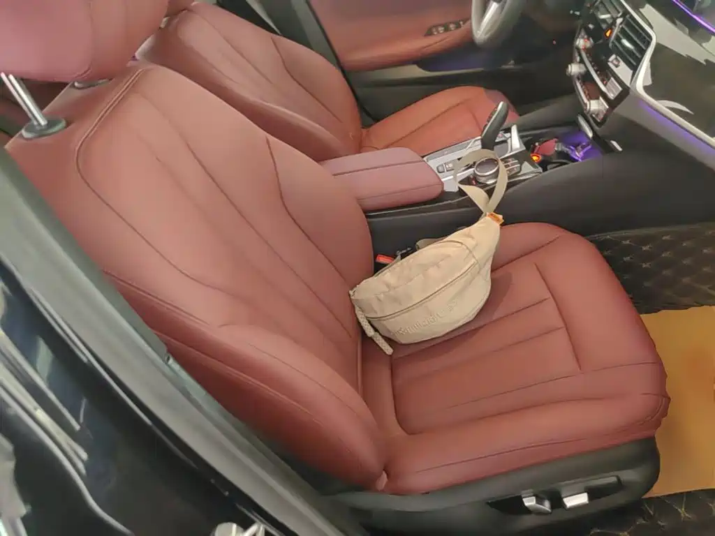 BMW 5 Series — миниатюра 25