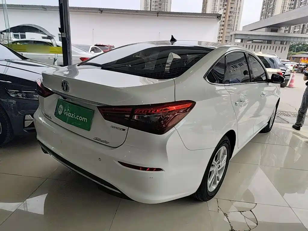 Changan Eado — миниатюра 7