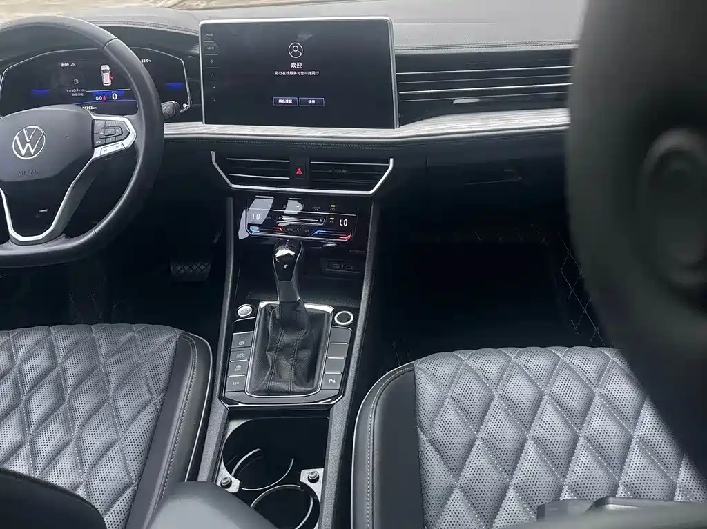Volkswagen Sagitar — миниатюра 6