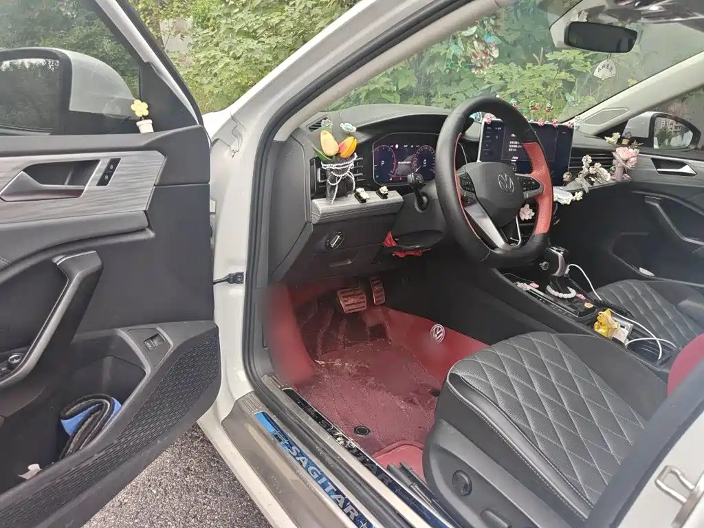 Volkswagen Sagitar — миниатюра 12