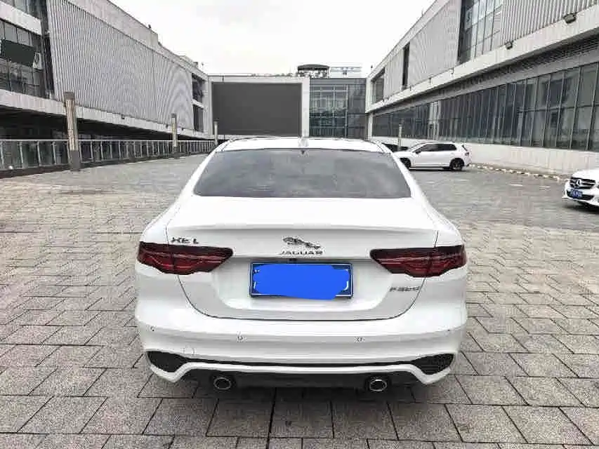 Jaguar XEL — миниатюра 5