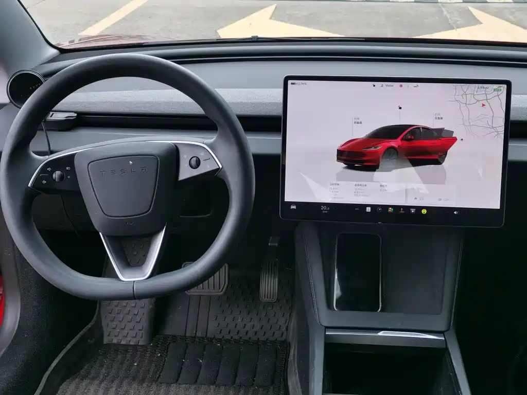 Tesla Model 3 — миниатюра 7