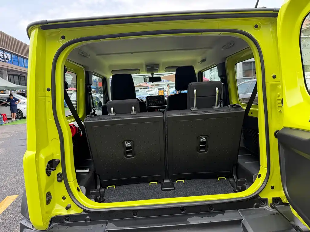 Suzuki Jimny — миниатюра 8