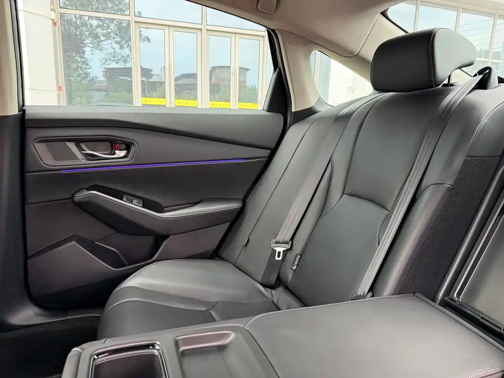 Honda Accord — миниатюра 23