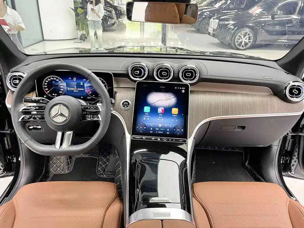 Mercedes-Benz GLC — миниатюра 4