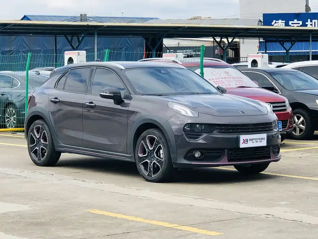 Lynk & Co 02 — миниатюра 3
