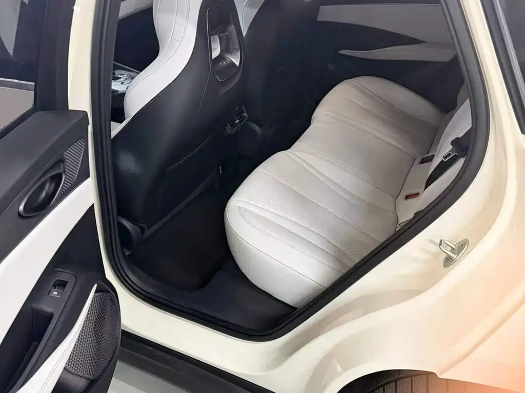 BYD Seal 06 — миниатюра 6
