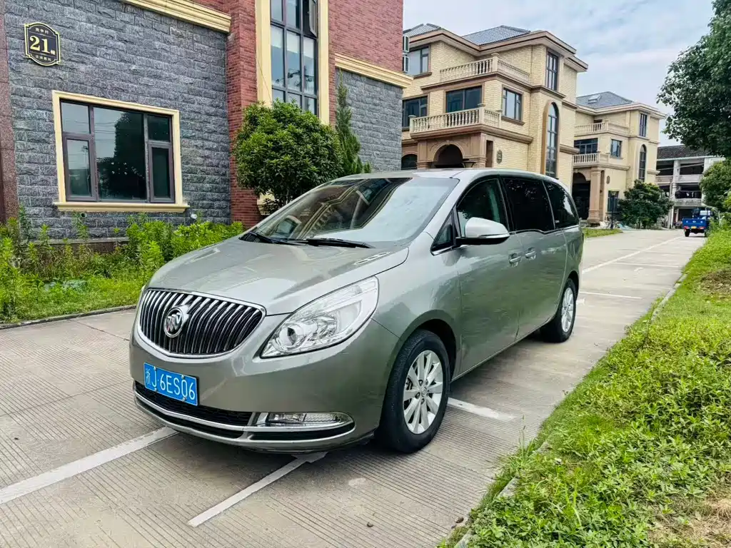 Buick GL8 2015