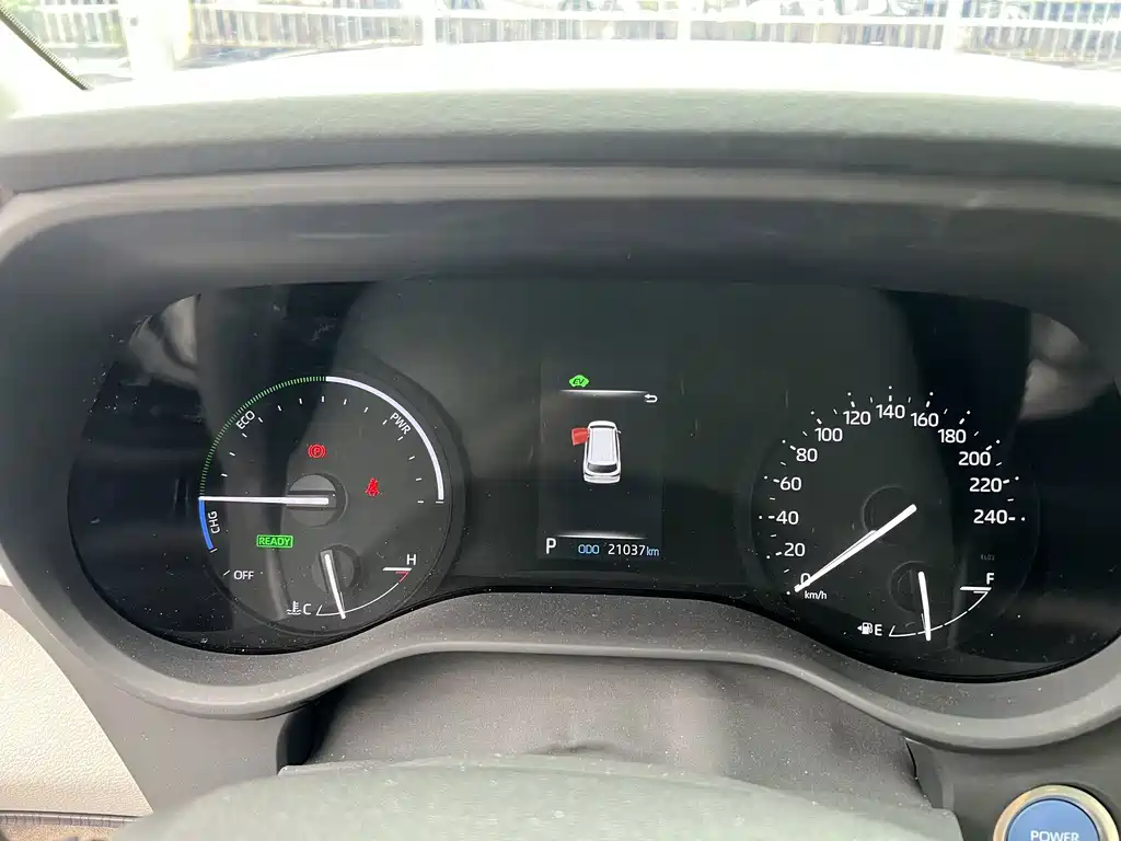 Toyota Sienna — миниатюра 6