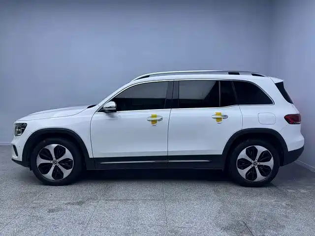Mercedes-Benz GLB — миниатюра 3
