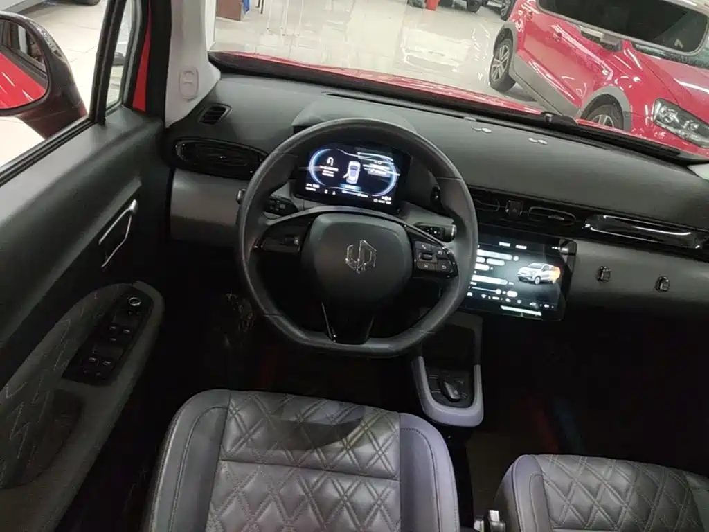 Leapmotor Leapmotor T03 — миниатюра 11