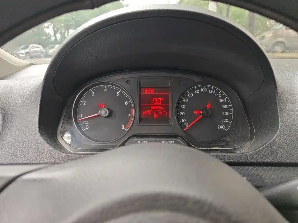 Volkswagen Jetta — миниатюра 12