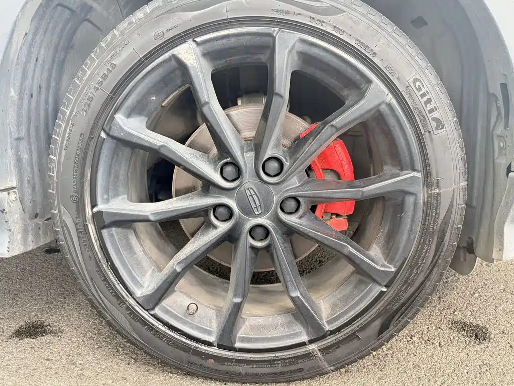 Geely Emgrand S — миниатюра 13