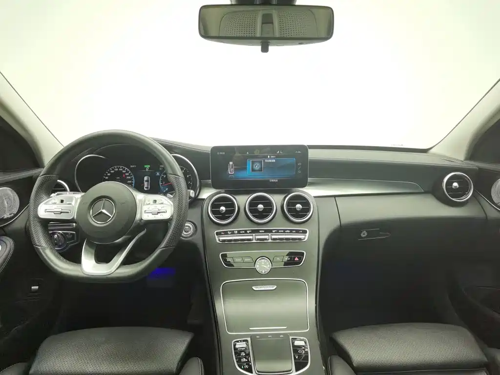 Mercedes-Benz C-Class — миниатюра 5
