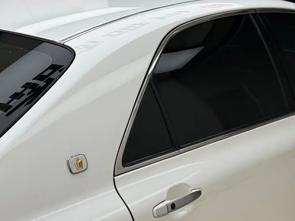 Toyota Crown — миниатюра 26