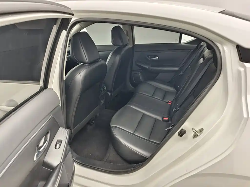 Nissan Sylphy — миниатюра 9