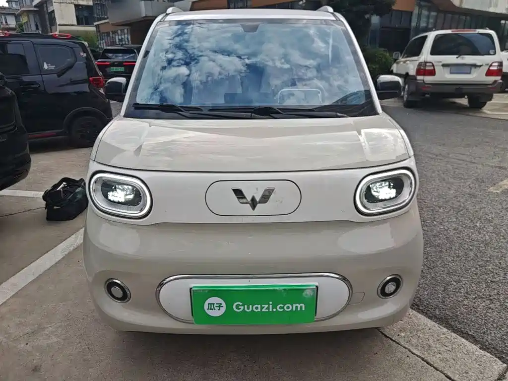 Wuling MINIEV — миниатюра 3