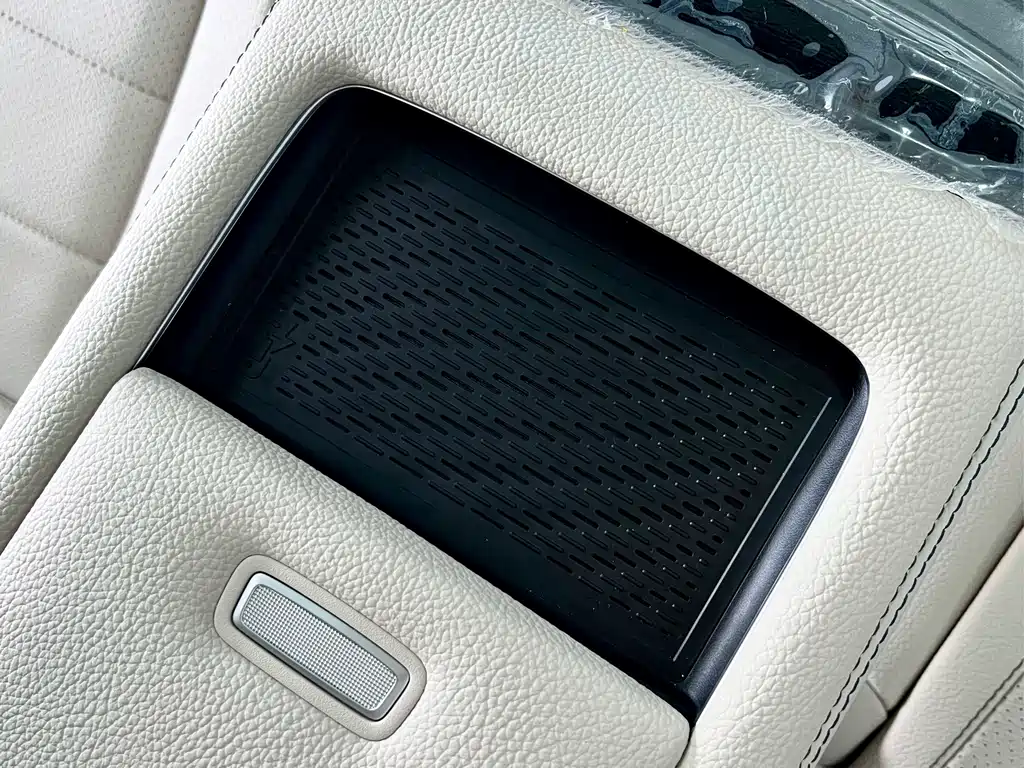 Mercedes-Benz GLS — миниатюра 20