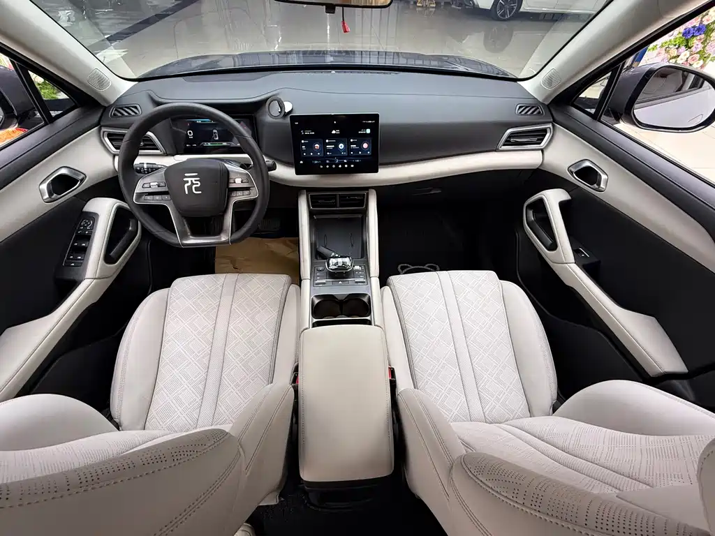 BYD Yuan UP — миниатюра 6