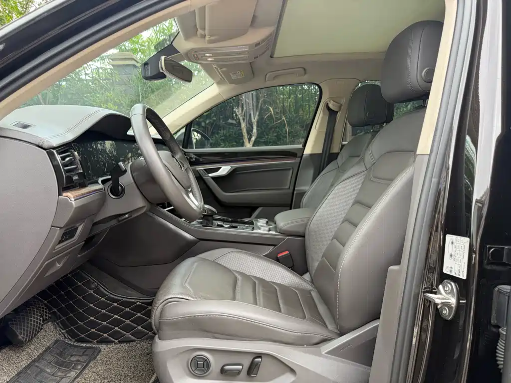 Volkswagen Touareg 2019 3.0TSI VI