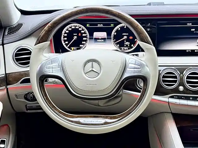 Mercedes-Benz S-Class — миниатюра 11