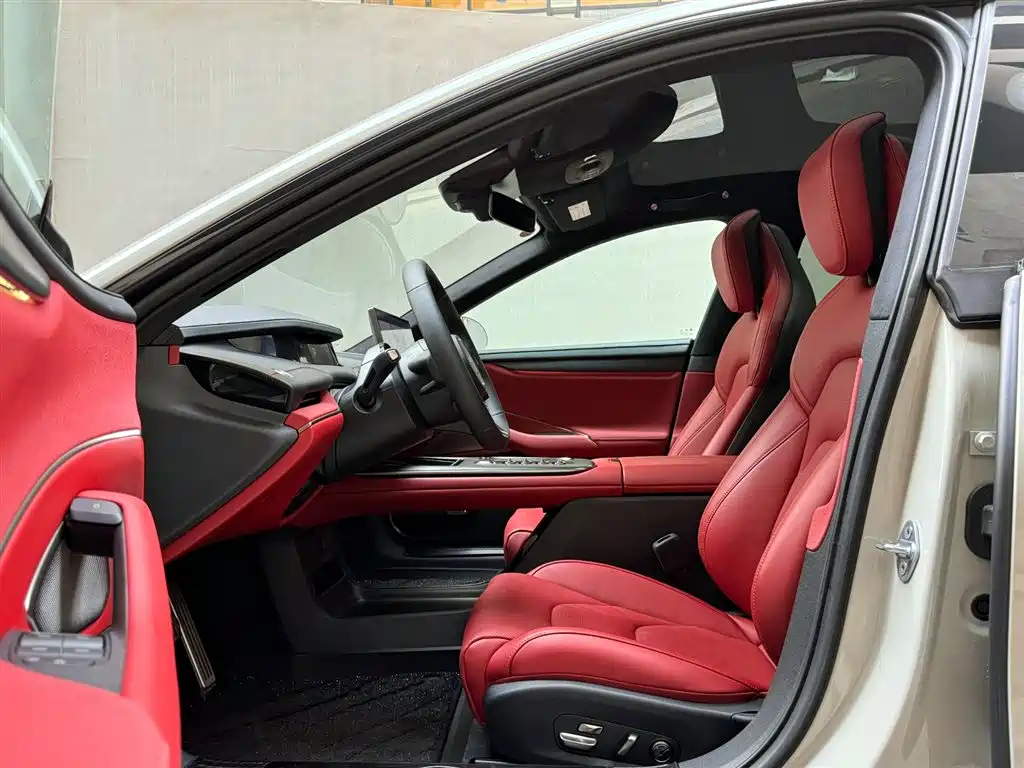 XIAOMI CAR XIAOMI SU7