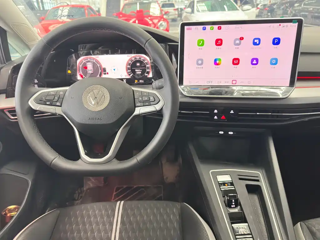 Volkswagen Golf — миниатюра 10