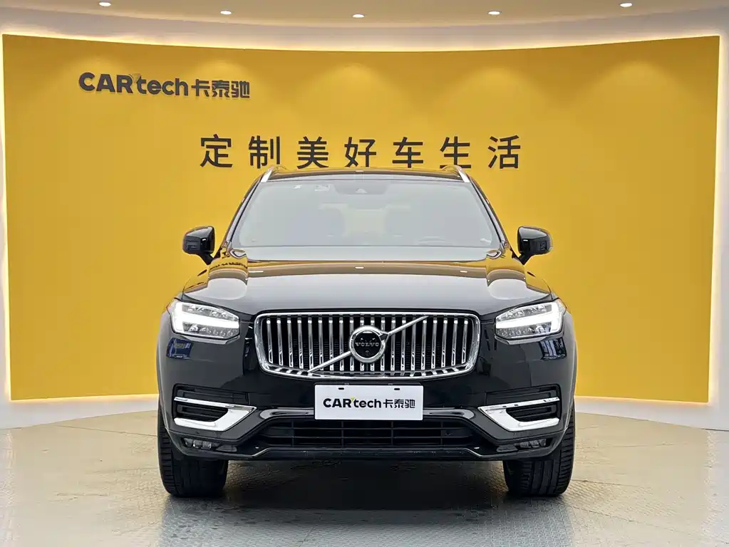 Volvo XC90 2022 B6 Luxury 7 мест