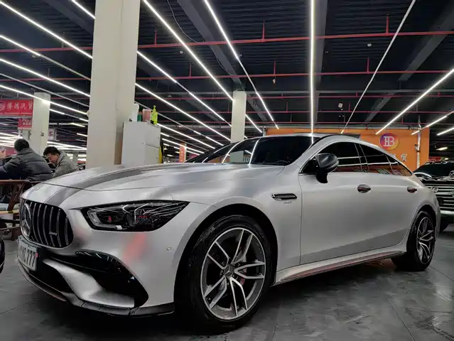 MERCEDES-BENZ AMG GT