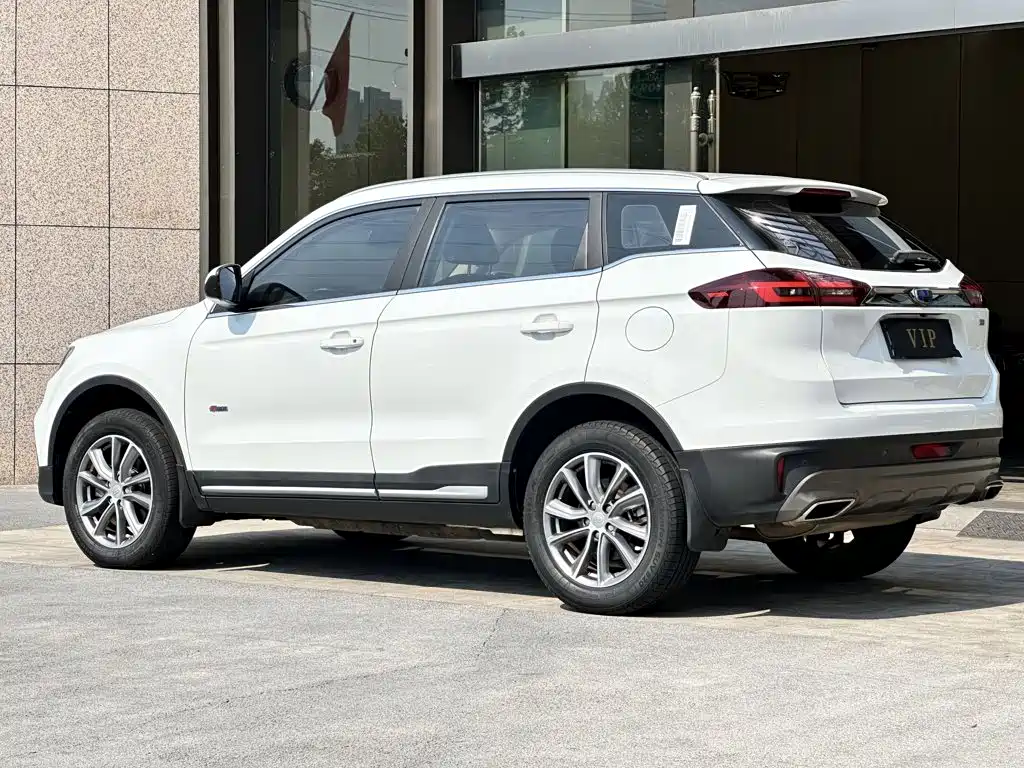 Geely Boyue — миниатюра 5