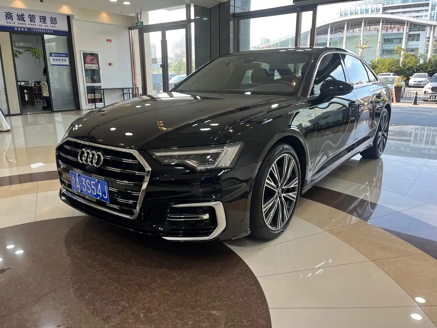 奥迪A6L 2023款 45 TFSI 臻选致雅型 2023